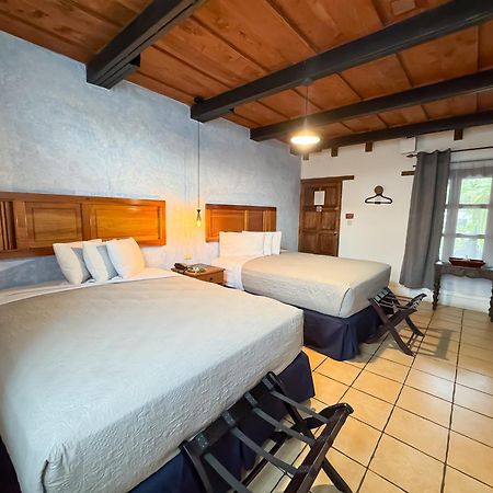 Hotel Cacique Real 안티구아 과테말라 외부 사진